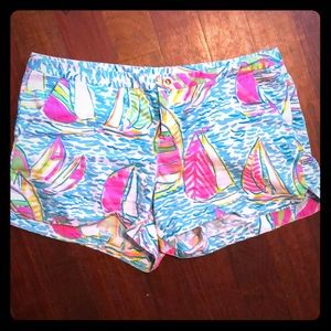 Lilly Pulitzer you gotta regatta shorts